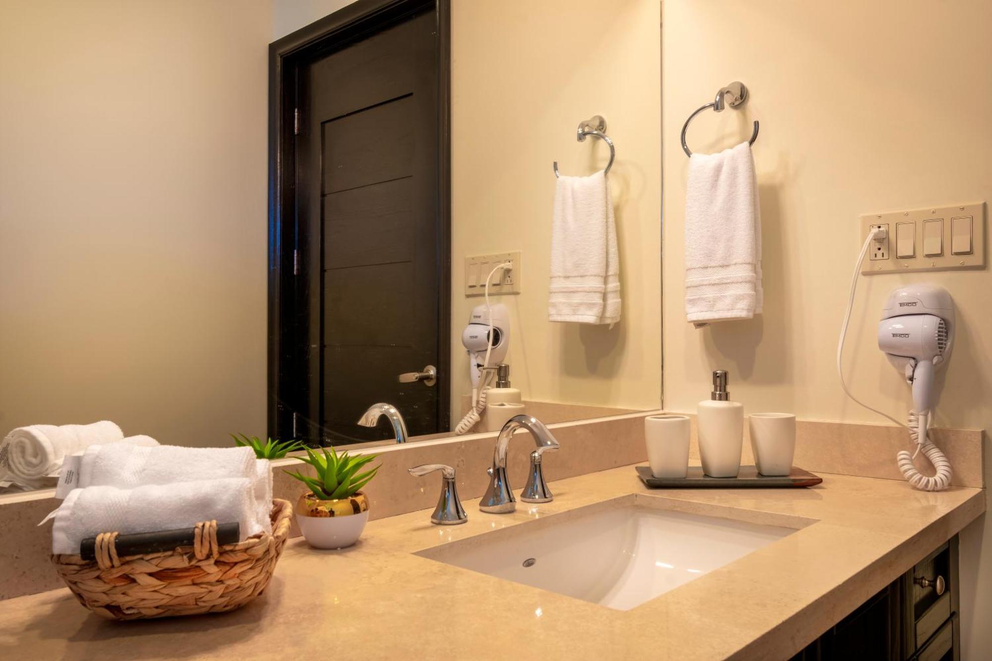 Condo Paraiso - Luxurious New Condo 300Mt From The Beach Cabo San Lucas Exterior foto